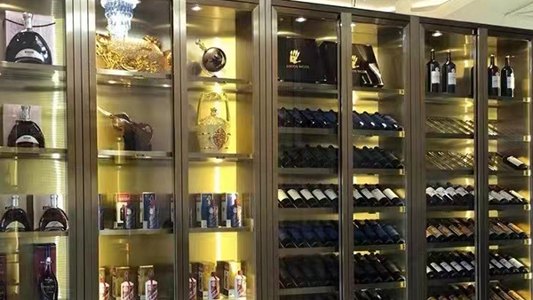 心玲不銹鋼和你聊聊不銹鋼酒柜在家居的重要性